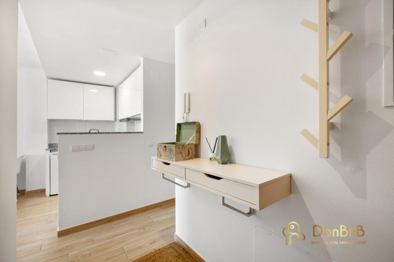Cozy Apartment With Sea View And Private Parking In فوينخيرولا المظهر الخارجي الصورة